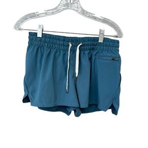 Vuori WOMEN'S CLEMENTINE SHORT - Size Small - Blue Teal